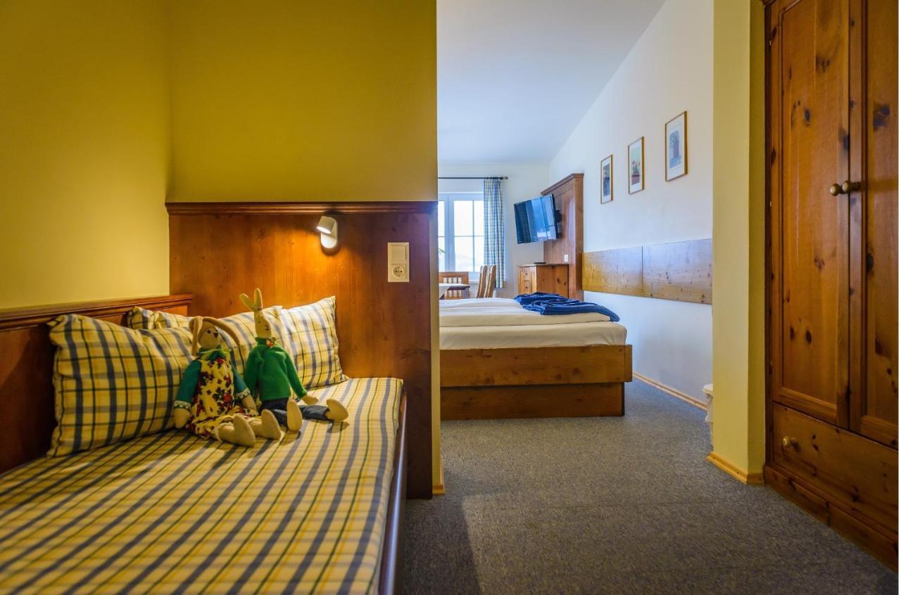 Alpenhotel Enzian Mönichkirchen Kültér fotó